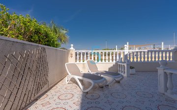 Property slide 25