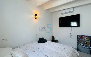 Property slide 24
