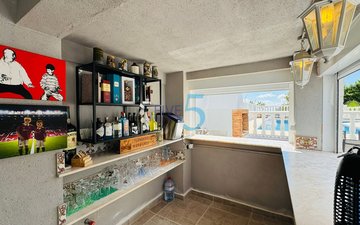 Property slide 25