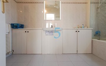 Property slide 27