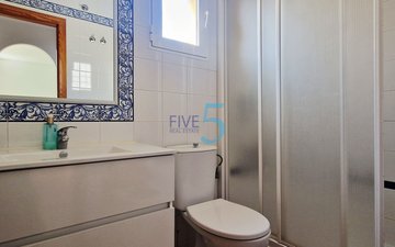 Property slide 15