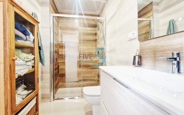 Property slide 16