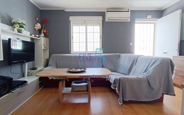 Property slide 14
