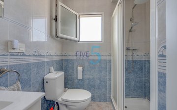 Property slide 21