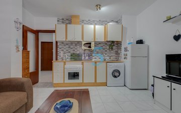 Property slide 6