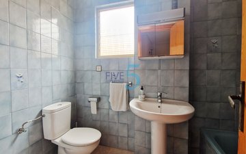 Property slide 25