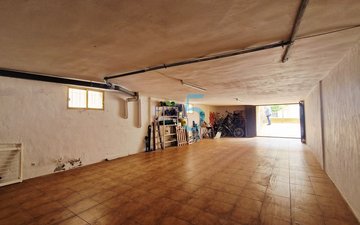 Property slide 30