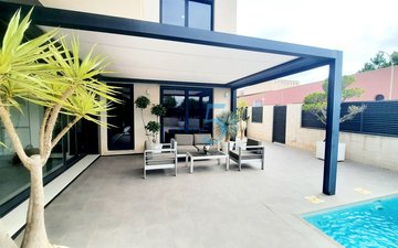 Property slide 33