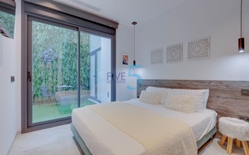 Property slide 30