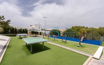 Property slide 25