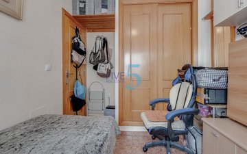 Property slide 16
