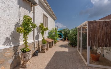 Property slide 29