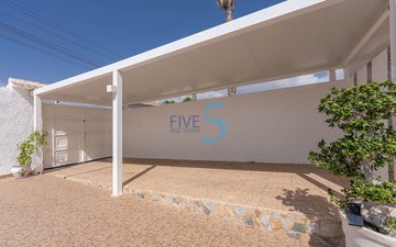 Property slide 25