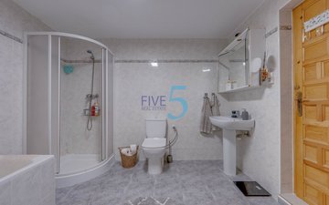 Property slide 15