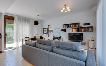 Property slide 8