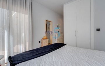 Property slide 15