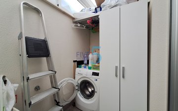 Property slide 22