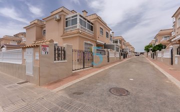 Property slide 32