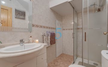 Property slide 22