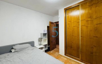 Property slide 14