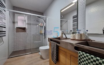Property slide 17