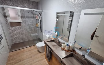 Property slide 16