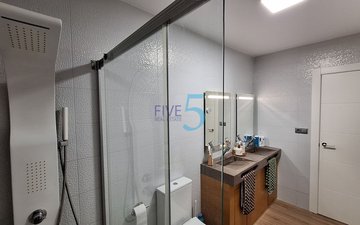 Property slide 18