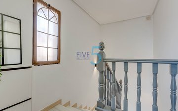 Property slide 17