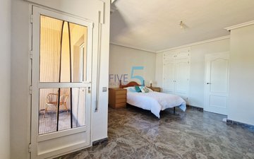 Property slide 25
