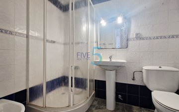 Property slide 17