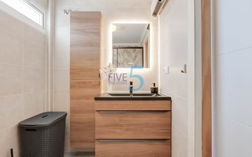 Property slide 20