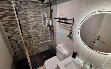 Property slide 25