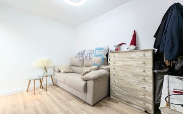 Property slide 17