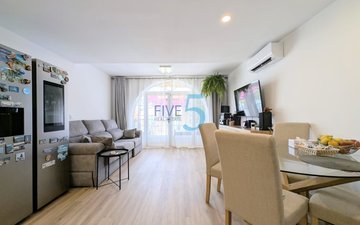 Property slide 10