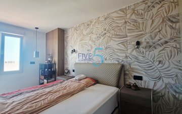 Property slide 14