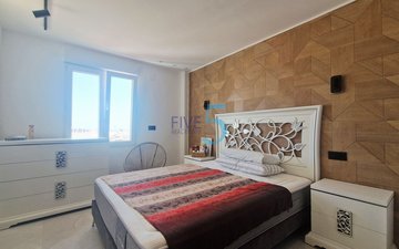 Property slide 15