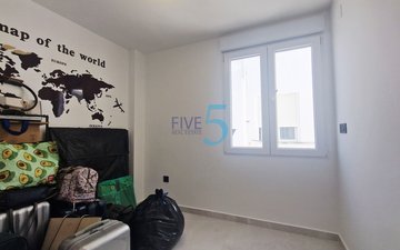Property slide 18