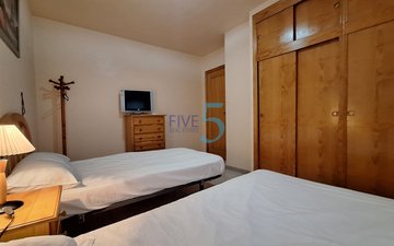 Property slide 22