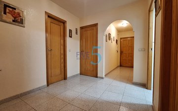 Property slide 28
