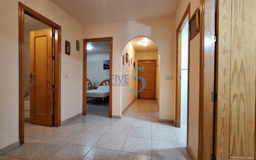 Property slide 16