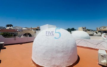 Property slide 21