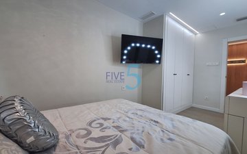 Property slide 18
