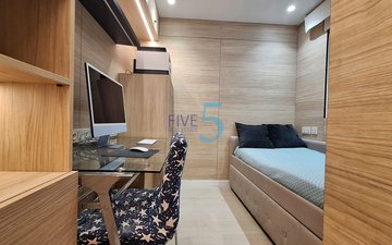 Property slide 21