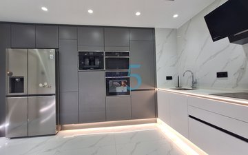 Property slide 10