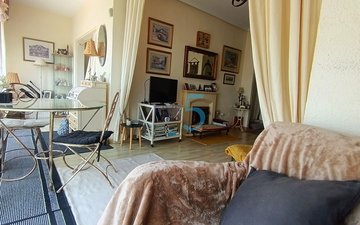 Property slide 16