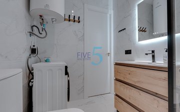 Property slide 14