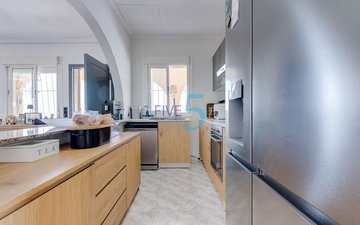 Property slide 10