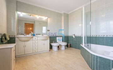 Property slide 24