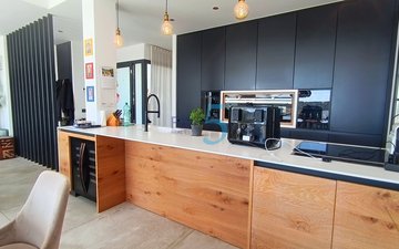 Property slide 18