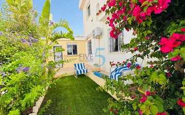 Property slide 25